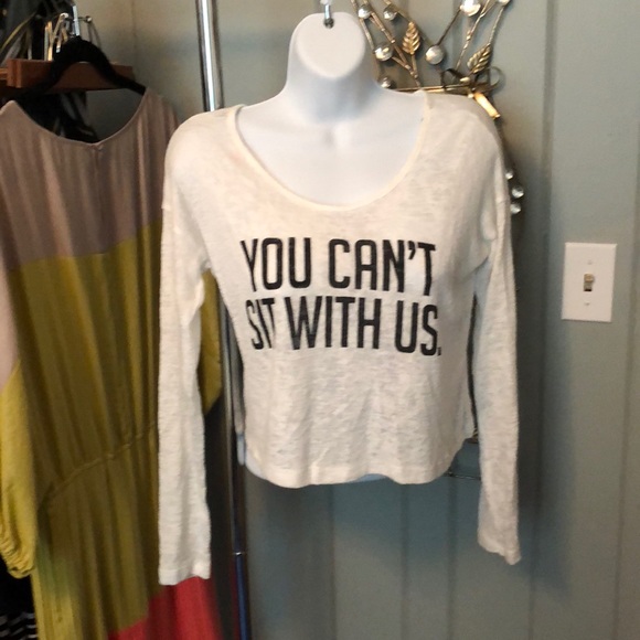 Forever 21 Tops - Forever 21 white long sleeve crop top size small